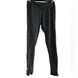 Gray marled stretchy leggings from Balance Collection with cut outs on legs M
C